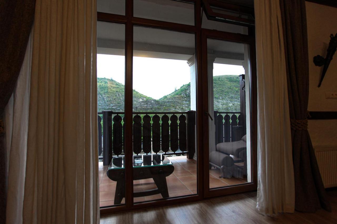 Vila Etnica Trebujeni 外观 照片