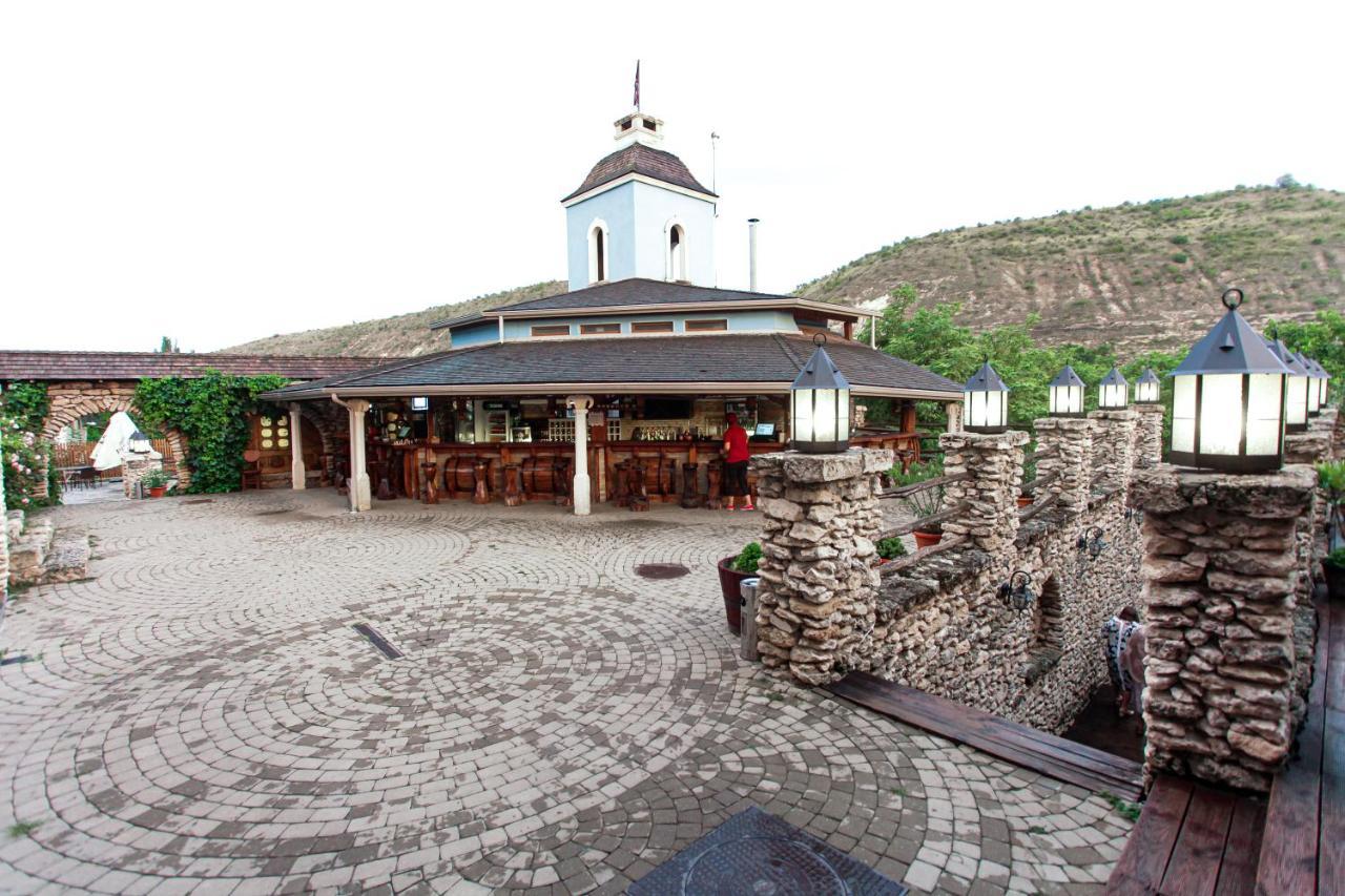 Vila Etnica Trebujeni 外观 照片
