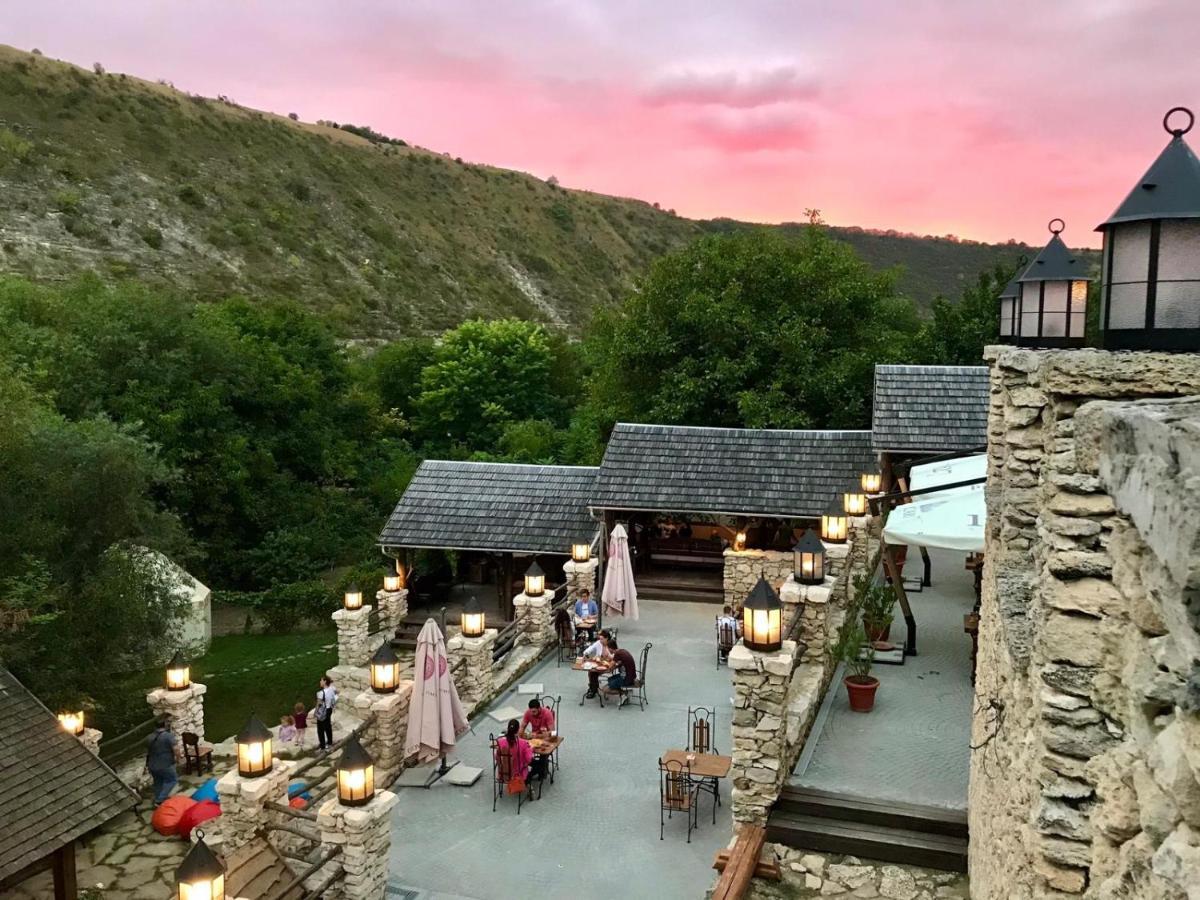 Vila Etnica Trebujeni 外观 照片